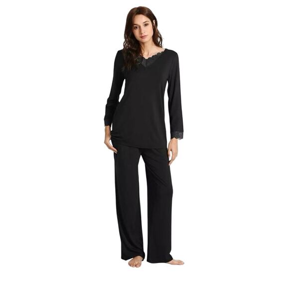 wiwi  bambo soft pajamas set for women long sleeve laced  V neck top with pants - Picture 1 of 12